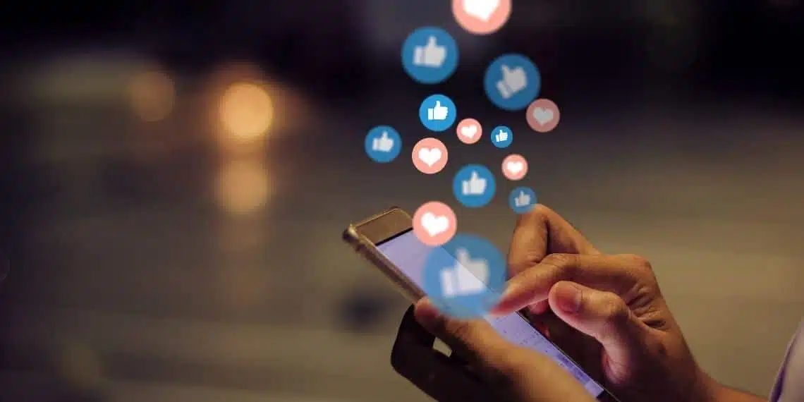 médias sociaux
